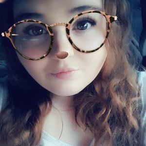 Meet your Posher, Lyndsey